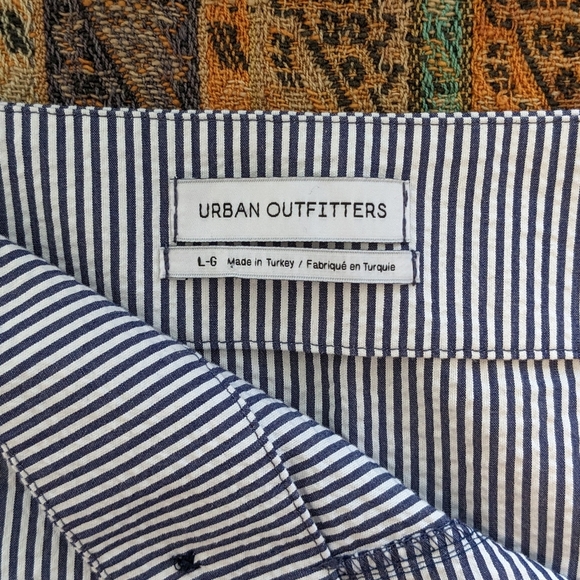 Urban Outfitters Seersucker Mini Skirt - Picture 4 of 5